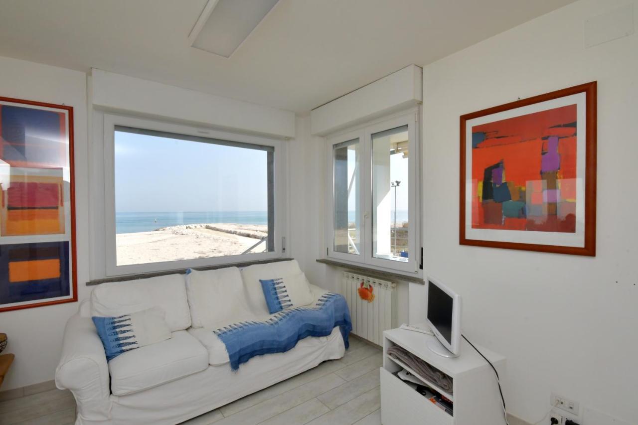 Appartamento Alta Marea Porto SantʼElpidio Esterno foto